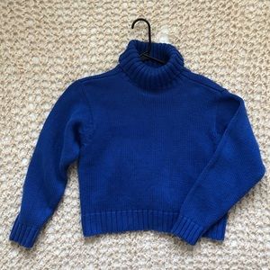 GAP | CROPPED KNIT TURTLENECK IN COBALT